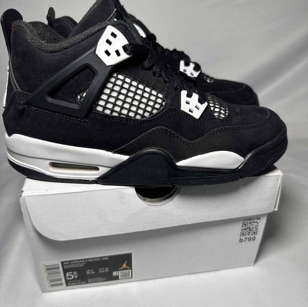 Size 5.5 - Nike Air Jordan 4 Retro GS White Thunder Men's Shoes